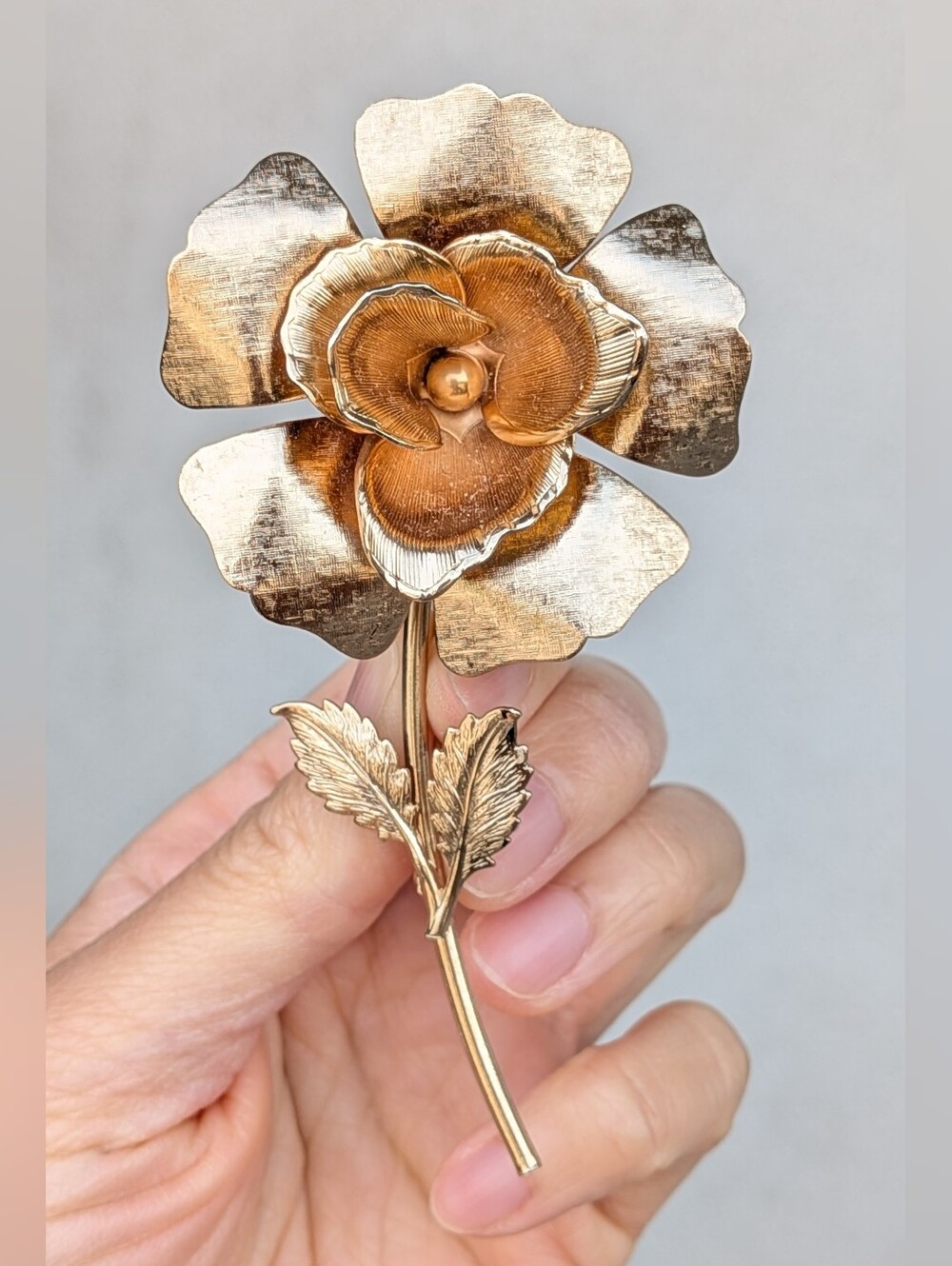 Vintage 1960s Brushed Gold Tone Rose Flower Brooch Pin Florentine Finish Large
